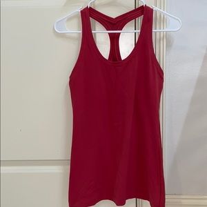 red lululemon workout tank